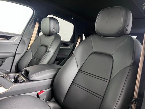 Arctic Grey 2026 Porsche Cayenne Turbo