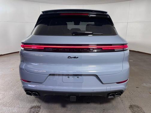 Arctic Grey 2026 Porsche Cayenne Turbo