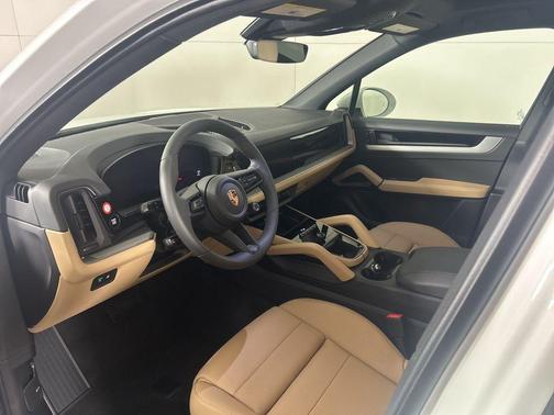 2026 Porsche Cayenne Base