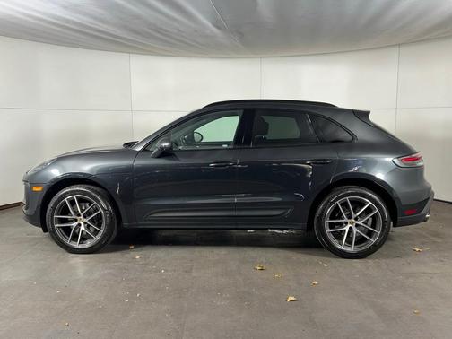 2024 Porsche Macan 