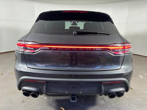 2024 Porsche Macan 