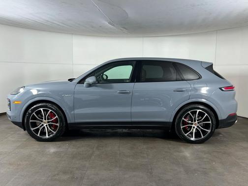 2026 Porsche Cayenne S