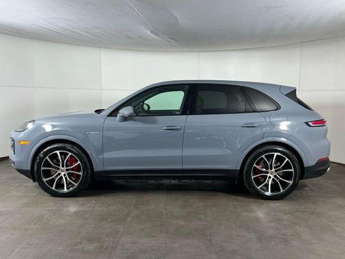 2026 Porsche Cayenne S