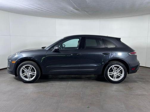 Volcano Grey Metallic 2023 Porsche Macan