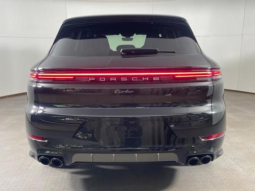 2026 Porsche Cayenne Turbo