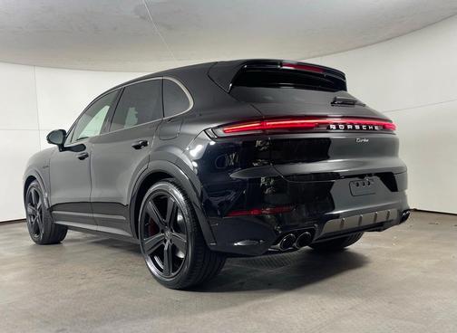 2026 Porsche Cayenne Turbo