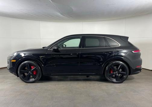 2026 Porsche Cayenne Turbo