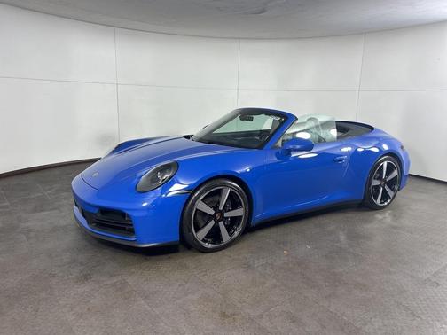 2025 Porsche 911 Carrera