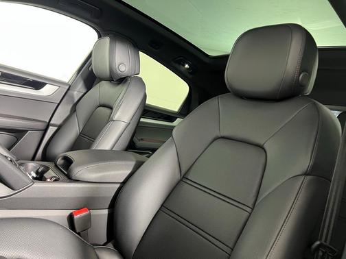 2026 Porsche Cayenne AWD