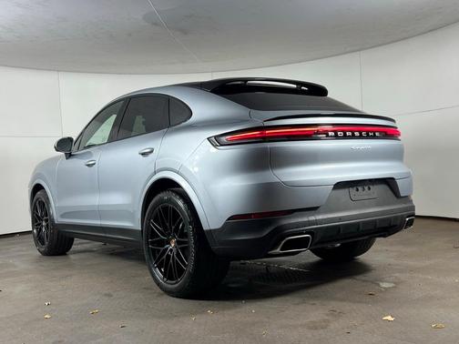 2026 Porsche Cayenne AWD