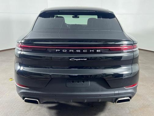 2026 Porsche Cayenne AWD