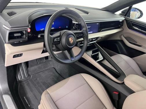Volcano Gray Metallic 2025 Porsche Macan 4