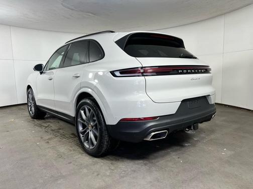 2026 Porsche Cayenne Base
