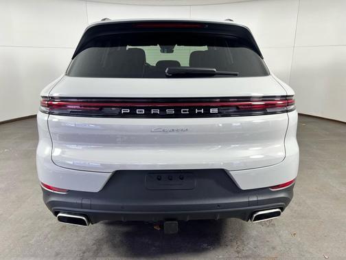 2026 Porsche Cayenne Base