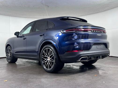 2026 Porsche Cayenne AWD