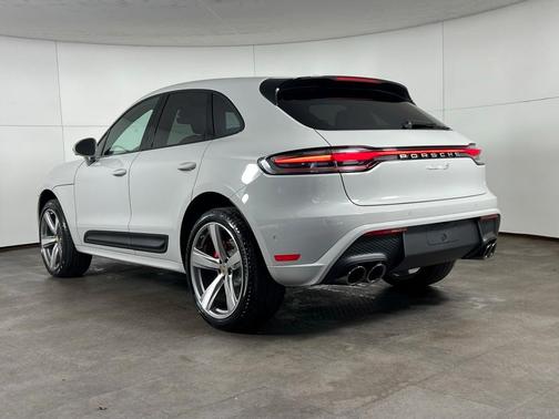 2026 Porsche Macan S