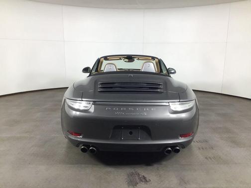 Agate Gray Metallic 2015 Porsche 911 Carrera 4S