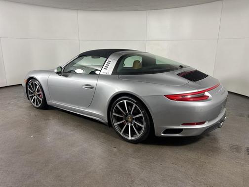 2017 Porsche 911 Targa 4S