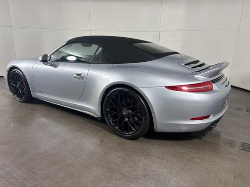 2015 Porsche 911 Carrera GTS