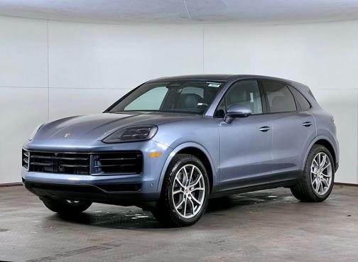 Platinum Silver Metallic 2026 Porsche Cayenne Base