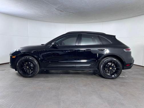 Black 2024 Porsche Macan