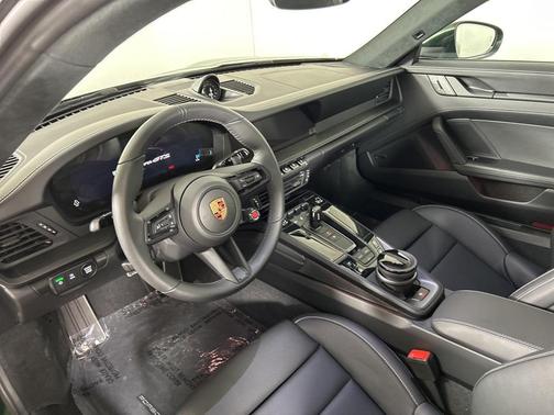 2026 Porsche 911 Carrera GTS