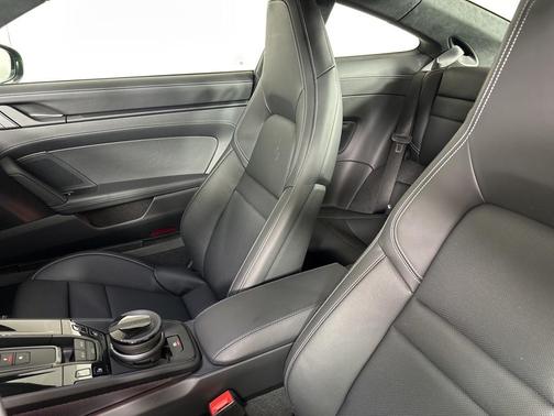 2026 Porsche 911 Carrera GTS