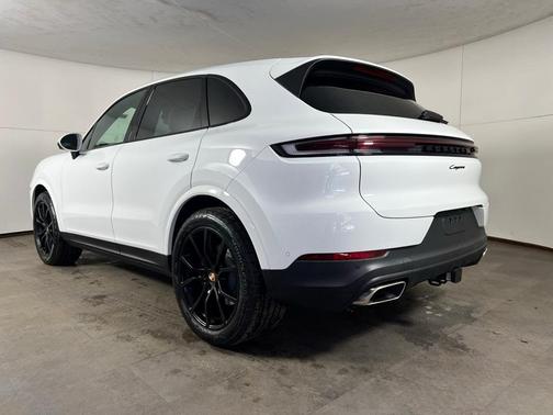 2026 Porsche Cayenne Base