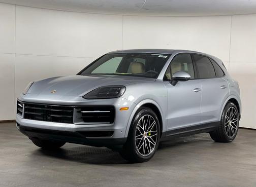2025 Porsche Cayenne S