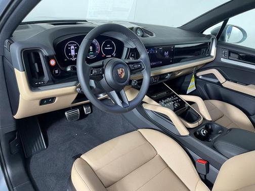 2025 Porsche Cayenne S