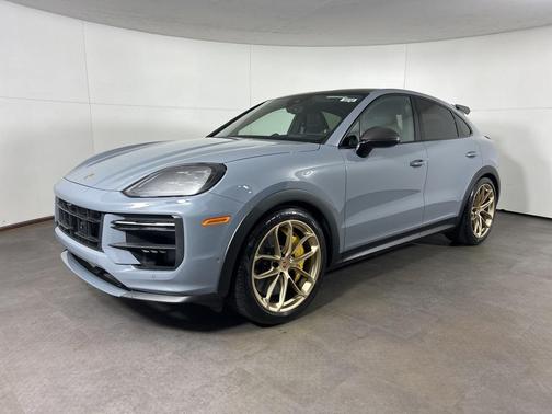 2025 Porsche Cayenne Turbo GT