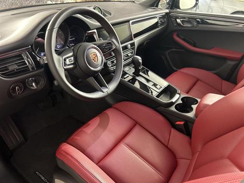 2026 Porsche Macan S