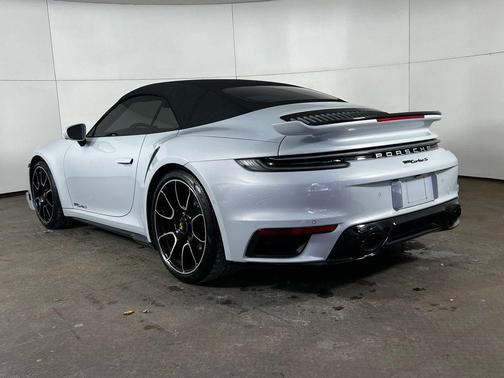 2025 Porsche 911 Turbo S