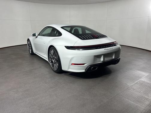 2025 Porsche 911 Carrera S