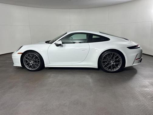 2025 Porsche 911 Carrera S