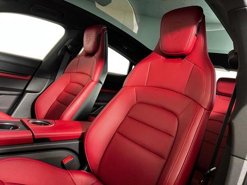 2022 Porsche Taycan 4S