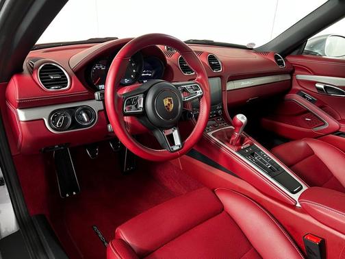 2022 Porsche 718 Boxster GTS 4.0