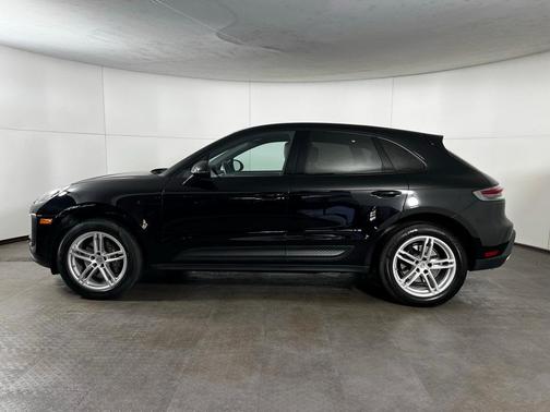 2023 Porsche Macan 