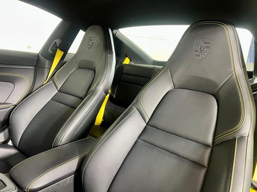 2023 Porsche 911 Carrera 4S