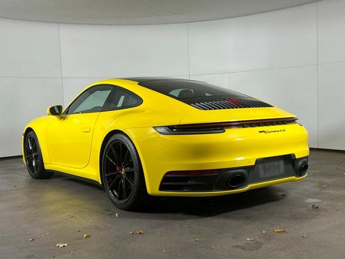 2023 Porsche 911 Carrera 4S