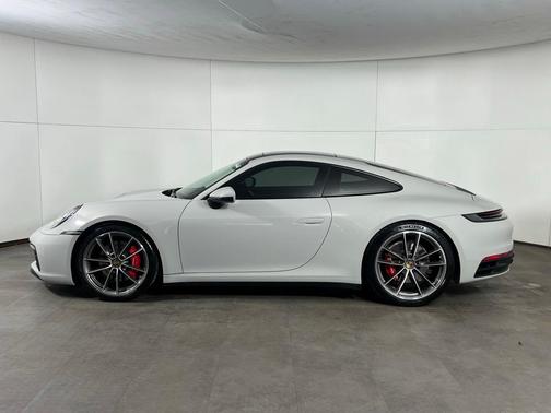 2020 Porsche 911 Carrera S