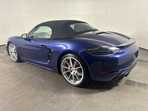 Gentian Blue Metallic 2024 Porsche 718 Boxster GTS 4.0