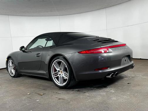 2013 Porsche 911 Carrera 4