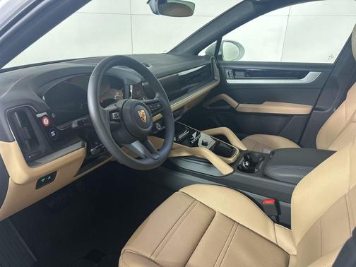 2026 Porsche Cayenne AWD