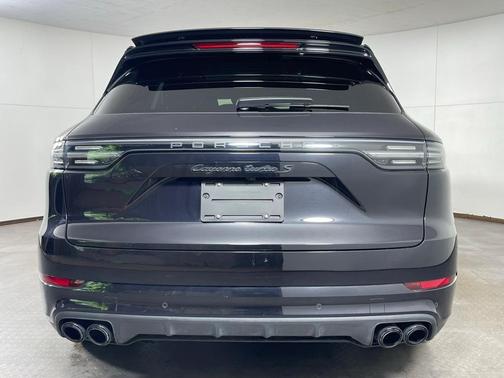 2021 Porsche Cayenne Turbo S
