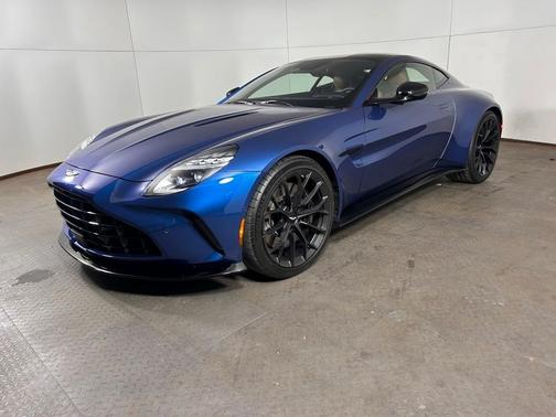2025 Aston Martin Vantage Base