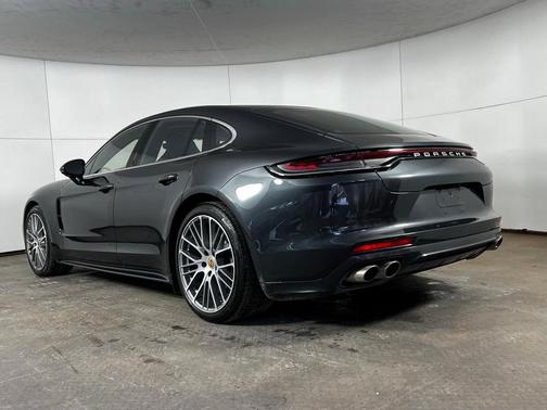 2021 Porsche Panamera Turbo S