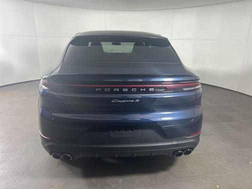 2026 Porsche Cayenne S Coupe AWD