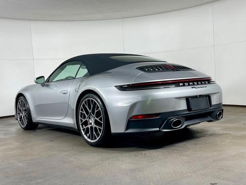 2026 Porsche 911 Carrera S