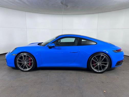 Shark Blue 2022 Porsche 911 Carrera 4S
